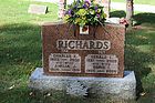 Richards2C_Charles_R2C_Amelia_J2C_Gerald_L___Doris_I.JPG