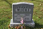 Wicks2C_Fred2C_Dorothy_28Gibson292C_Stuart___Brenda_28Allard29.JPG
