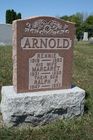 Arnold2C_R_M___R.jpg