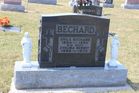 Filename=Bechard2C_O.jpg
Filesize=148KiB
Dimensions=1024x683
Date added=Jun 21, 2014 Bechard2C_O.jpg
