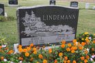 Filename=Lindemann2C_M___D.jpg
Filesize=203KiB
Dimensions=1024x683
Date added=Jun 11, 2012 Lindemann2C_M___D.jpg