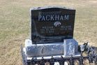 Packham2C_Wil___M.jpg