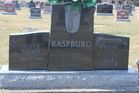 Filename=Raspburg2C_Fra.jpg
Filesize=143KiB
Dimensions=1024x683
Date added=Jun 30, 2014 Raspburg2C_Fra.jpg