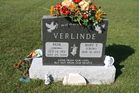 Verlinde2C_Ren___Ma.jpg